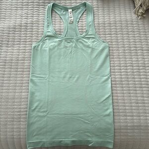Lululemon Swiftly Tech Tank